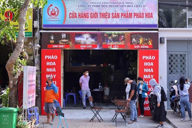 Buôn bán, sử dụng pháo trái phép có thể phải chịu chế tài rất nặng ảnh 1