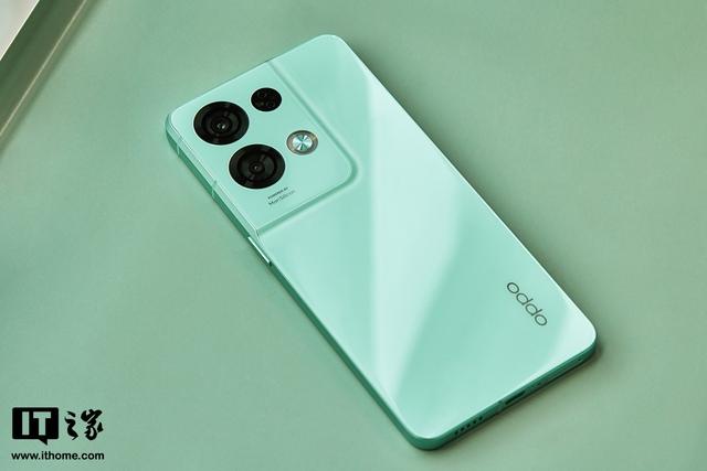 Mở hộp OPPO Reno8 Pro+ trước ngày ra mắt: Thiết kế đẹp, cấu hình mạnh, camera "ngon" như Find X5 Pro? - Ảnh 3.