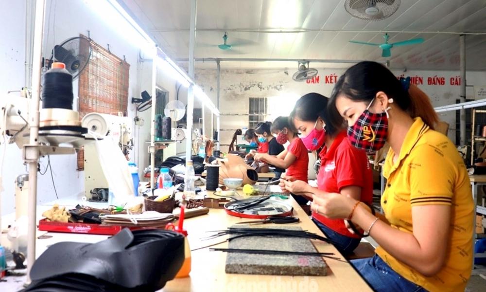 Tăng lương tối thiểu vùng từ ngày 1/7/2022 là hợp lý Tăng lương tối thiểu vùng từ ngày 1/7/2022 là hợp lý