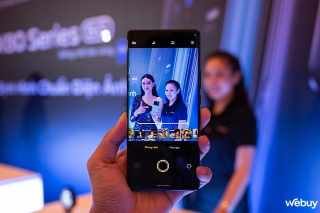 Trên tay vivo X80 và X80 Pro: Flagship giá 30 triệu của vivo có gì mới? - Ảnh 6. Trên tay vivo X80 và X80 Pro: Flagship giá 30 triệu của vivo có gì mới? - Ảnh 6.