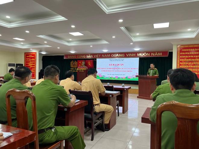 Chủ động tham mưu, quyết liệt xử lý vi phạm trật tự giao thông ảnh 1