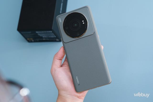 Xiaomi 12S Ultra về Việt Nam với giá 24 triệu đồng, người dùng Việt không mấy mặn mà - Ảnh 2. Xiaomi 12S Ultra về Việt Nam với giá 24 triệu đồng, người dùng Việt không mấy mặn mà - Ảnh 2.