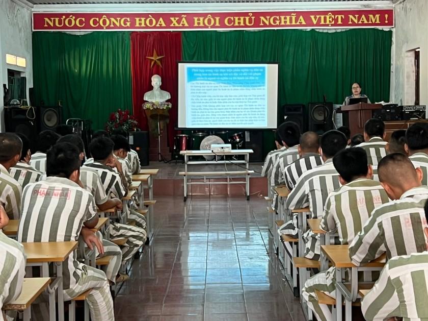 Đưa pháp luật về thi hành án dân sự đến gần với người dân ảnh 1