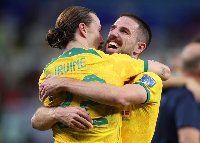 Hình ảnh ăn mừng như vô địch của đội tuyển Australia ảnh 5