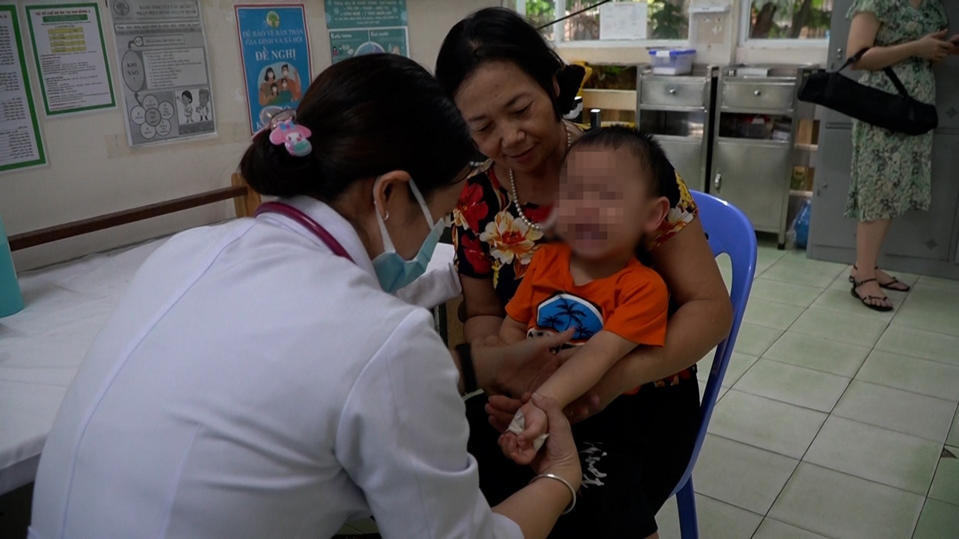 Lên kịch bản ứng phó dịch bệnh tay chân miệng