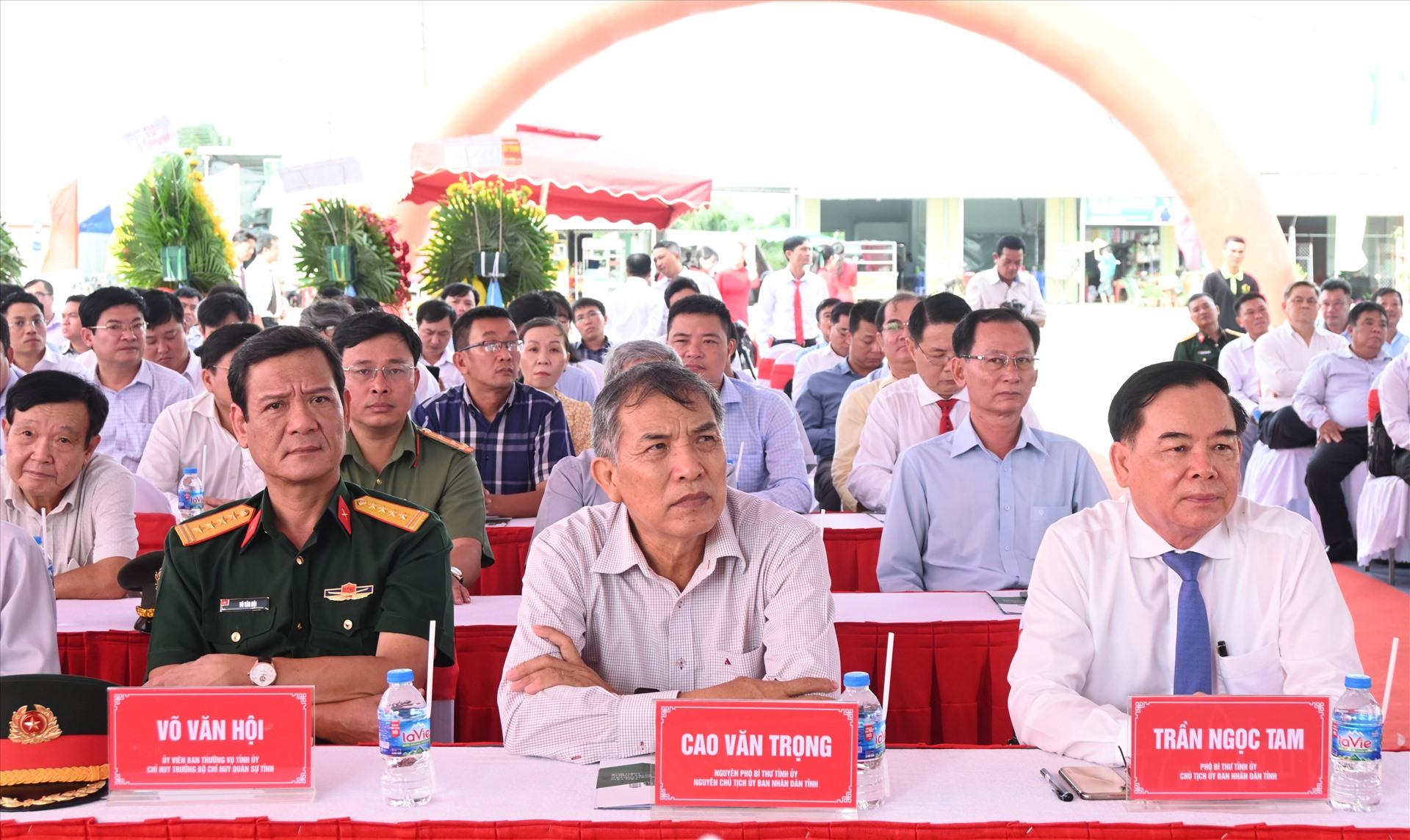 Bến Tre khởi công dự án hạ tầng khu công nghiệp hơn 3.500 tỉ đồng