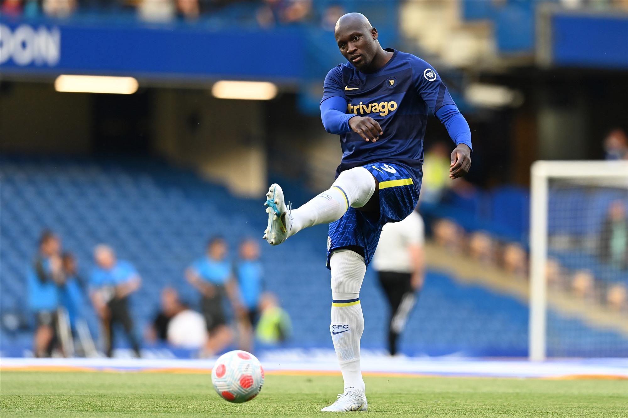 Hiện Lukaku đang phải tập cùng đội trẻ và chắc chắn không có tương lai ở đội 1 Chelsea. Ảnh: AFP