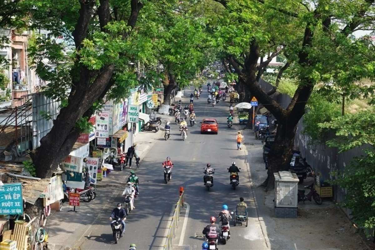 Đường Hoàng Hoa Thám sẽ được mở rộng lên 22m. Ảnh: Minh Quân