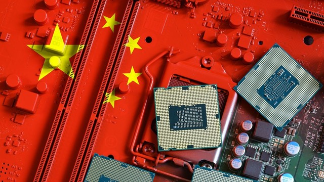 Trung Quốc giáng đòn chí mạng vào Intel, AMD: buộc nhà mạng viễn thông phải loại bỏ chip nước ngoài, dùng chip nội địa- Ảnh 1. Trung Quốc giáng đòn chí mạng vào Intel, AMD: buộc nhà mạng viễn thông phải loại bỏ chip nước ngoài, dùng chip nội địa- Ảnh 1.