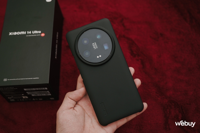 Mở hộp Xiaomi 14 Ultra chính hãng kèm bộ phụ kiện chụp ảnh cực chất: Máy ảnh compact giá hơn 30 triệu đồng dành cho các "dân chơi" Việt- Ảnh 21. Mở hộp Xiaomi 14 Ultra chính hãng kèm bộ phụ kiện chụp ảnh cực chất: Máy ảnh compact giá hơn 30 triệu đồng dành cho các "dân chơi" Việt- Ảnh 21.