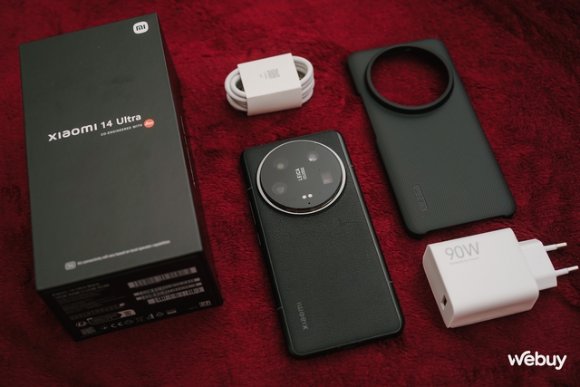 Mở hộp Xiaomi 14 Ultra chính hãng kèm bộ phụ kiện chụp ảnh cực chất: Máy ảnh compact giá hơn 30 triệu đồng dành cho các "dân chơi" Việt- Ảnh 20. Mở hộp Xiaomi 14 Ultra chính hãng kèm bộ phụ kiện chụp ảnh cực chất: Máy ảnh compact giá hơn 30 triệu đồng dành cho các "dân chơi" Việt- Ảnh 20.