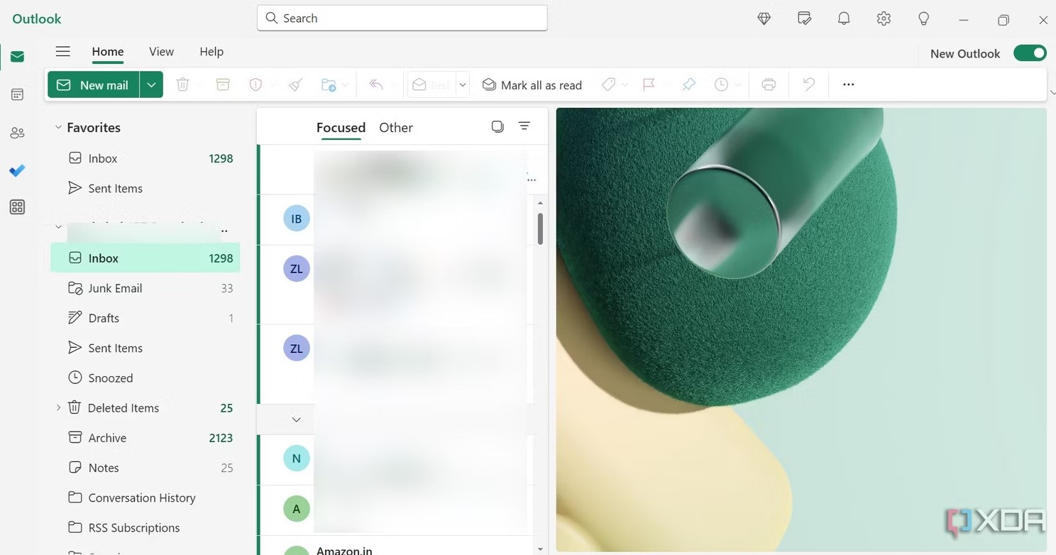 Gã khổng lồ phần mềm Microsoft đang tỏa sáng ở phần cứng, nhưng lại trì trệ trong sân chơi quen thuộc của mình- Ảnh 3. Gã khổng lồ phần mềm Microsoft đang tỏa sáng ở phần cứng, nhưng lại trì trệ trong sân chơi quen thuộc của mình- Ảnh 3.