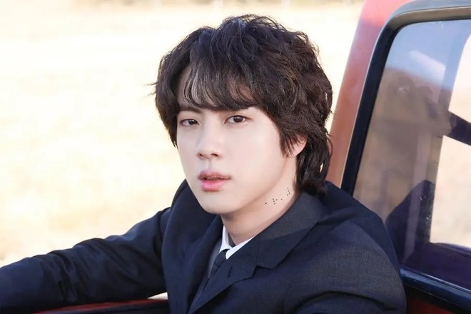 Jin (BTS) phát hành album solo vào giữa tháng 11