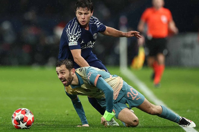 Thảm bại trước PSG, chu kỳ tệ hại của Man City lại tái diễn