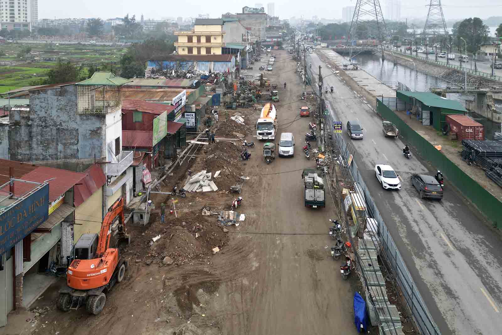 Theo kế hoạch, dự án mở rộng đường Tam Trinh sẽ hoàn thành trong năm 2026. Ảnh: Hữu Chánh