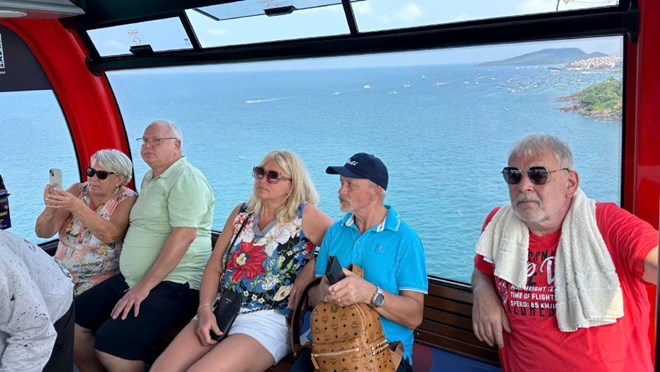 Gần 3.300 khách quốc tế đến Phú Quốc bằng tàu du lịch 5 sao