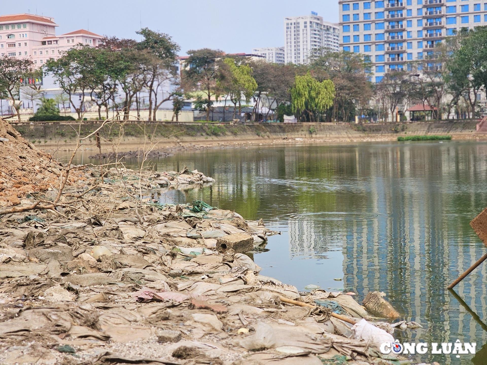 khong gian ngon ngang cua cong vien nghia do dang duoc nang cap hinh 7