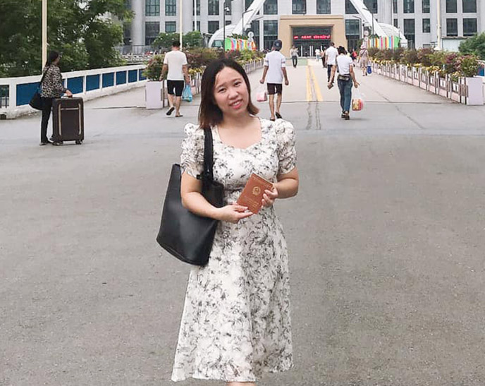 Chị Vinh cho biết, công việc đang làm AI có thể đáp ứng cơ bản khiến khách hàng ít tìm đến hơn. Ảnh: NVCC.