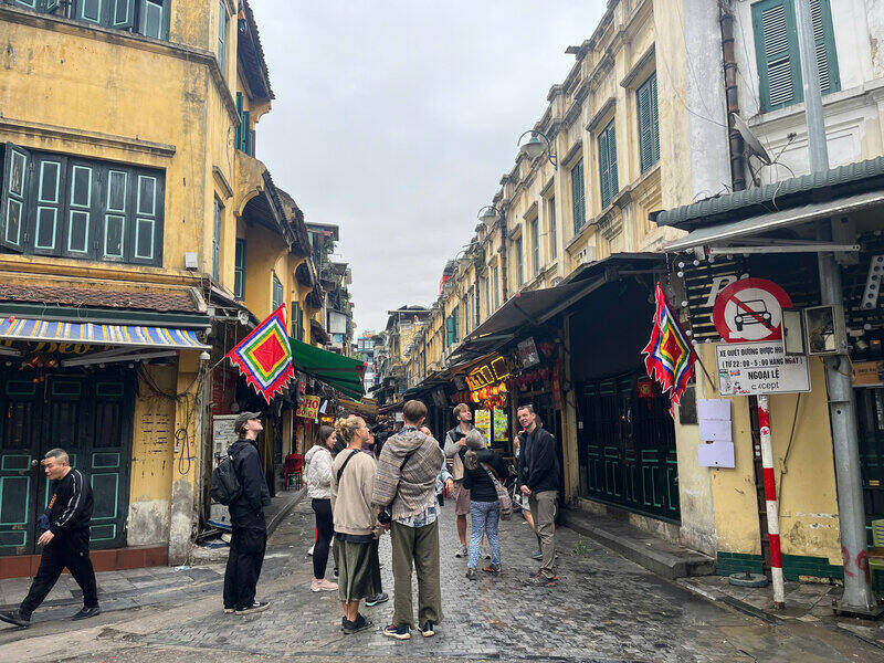 Không chỉ là về hương vị, mà còn về những nét văn hóa thưởng thức cà phê của người Việt. Ảnh: Tường Vy