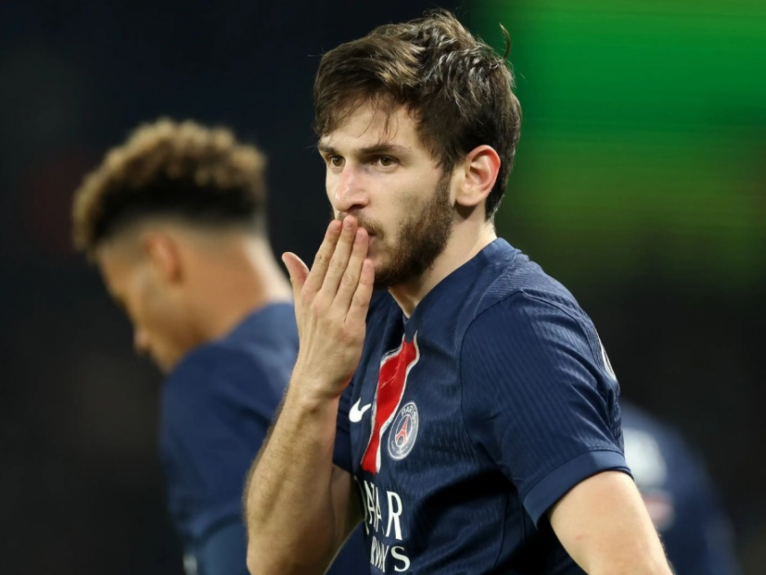 Ảnh màn hình 2025-04-15 lúc 06.01.50