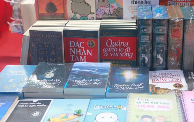 Tìm kiếm tác phẩm đỉnh cao cho văn học Việt