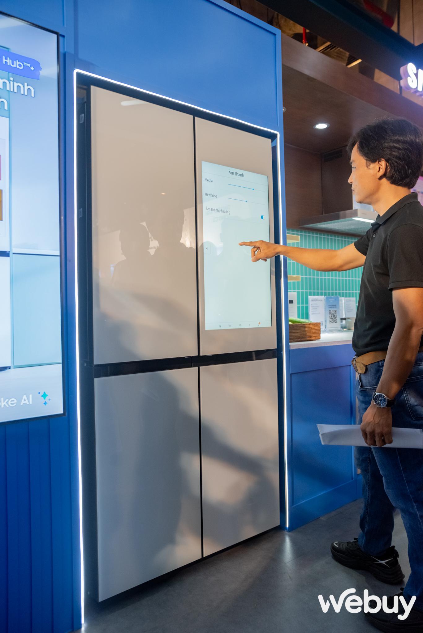 Samsung ra mắt Bộ sưu tập gia dụng Bespoke AI tại Việt Nam: Màn hình thông minh, AI tiên tiến ở khắp mọi nơi- Ảnh 4. Samsung ra mắt Bộ sưu tập gia dụng Bespoke AI tại Việt Nam: Màn hình thông minh, AI tiên tiến ở khắp mọi nơi- Ảnh 4.