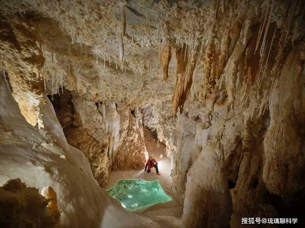 Phát hiện "Cung điện pha lê ngầm" 480 triệu năm tuổi: Có bí mật gì ẩn giấu bên trong?- Ảnh 5. Phát hiện "Cung điện pha lê ngầm" 480 triệu năm tuổi: Có bí mật gì ẩn giấu bên trong?- Ảnh 5.