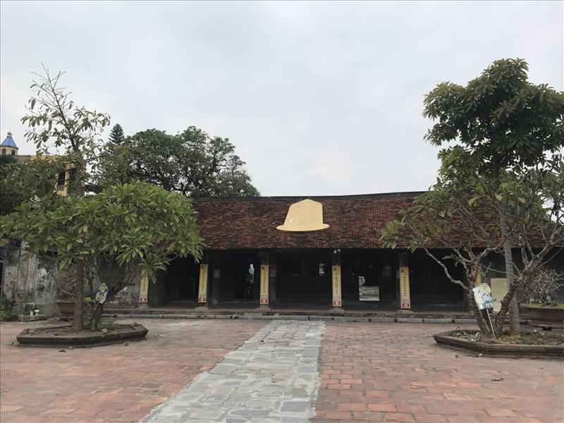 Nét đẹp cổ kính bên trong chùa Chuông. Ảnh: Hải Ngọc