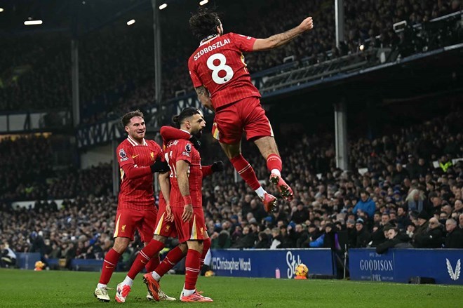 Lễ ăn mừng ngôi vương Premier League của Liverpool đã bắt đầu