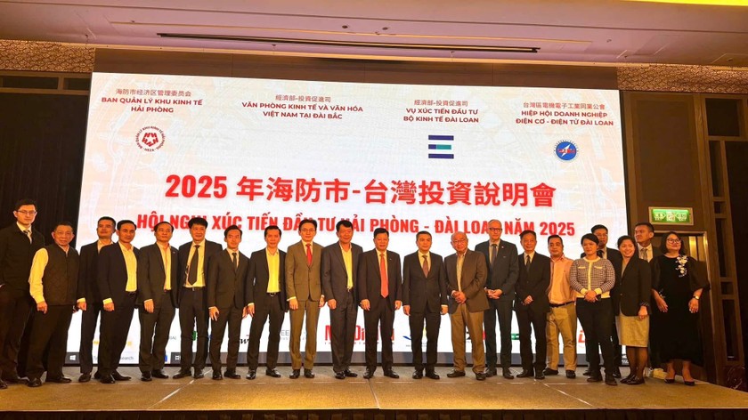 Hải Phòng tạo được sức hấp dẫn lớn với FDI nhờ nhiều hình thức xúc tiến đầu tư thiết thục, có trọng tâm, hiệu quả. Hải Phòng tạo được sức hấp dẫn lớn với FDI nhờ nhiều hình thức xúc tiến đầu tư thiết thục, có trọng tâm, hiệu quả.