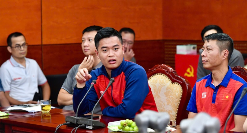 Vận động viên bắn súng Quang Huy