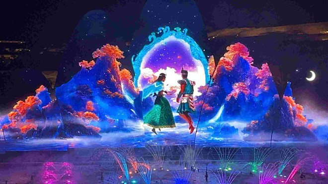 Mãn nhãn với show thực cảnh Sử thi Âu Lạc - Ánh sáng nhạc nước hồ Sương Mai ở Lâm Đồng