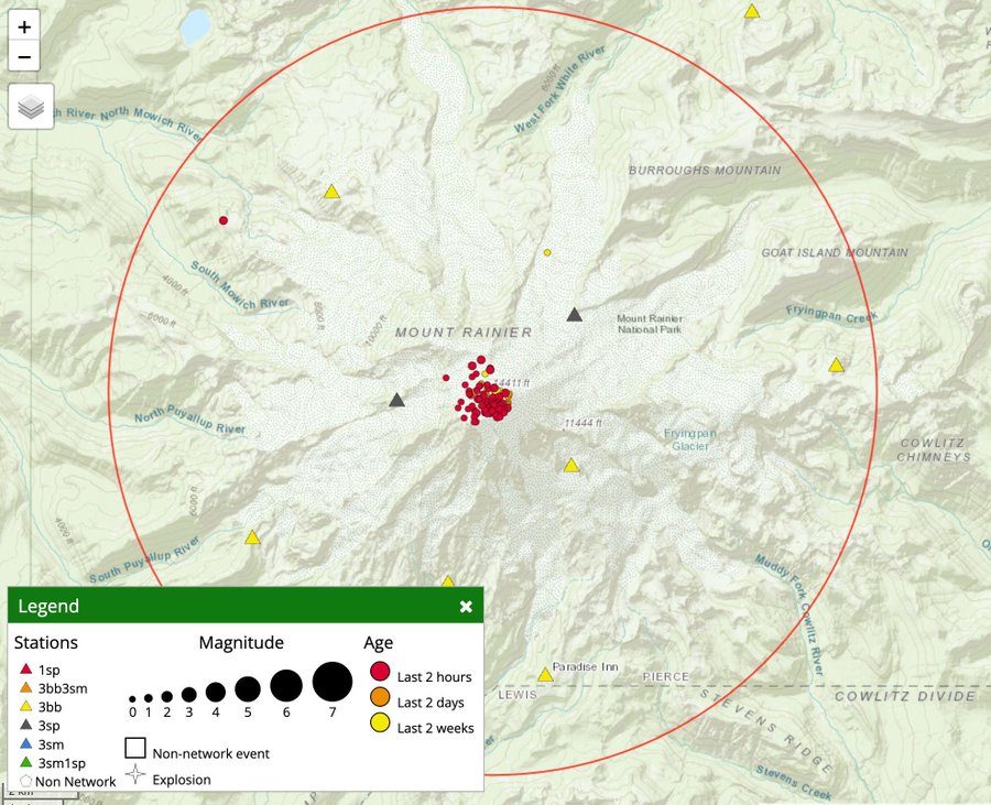 Động đất bắt đầu từ 1h29 sáng 8.7 (giờ địa phương), với hàng trăm dư chấn nhỏ được ghi nhận chỉ trong vài giờ. Ảnh: PNSN