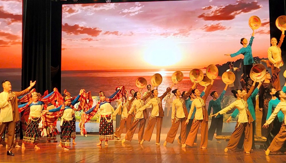 Câu hò nối những tâm hồn - ảnh 1