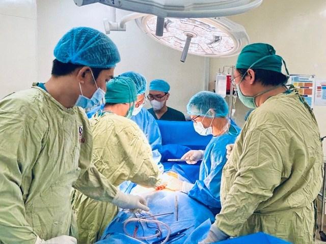 Hai người bệnh hồi sinh từ nghĩa cử hiến tạng của một phụ nữ chết não