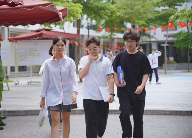 Top thí sinh có điểm thi tốt nghiệp THPT khối A01 cao nhất năm 2025