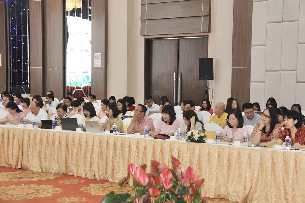 Lớp bồi dưỡng “VHNT Việt Nam với việc phát huy bản sắc dân tộc trong xây dựng, phát triển các ngành CNVH” - ảnh 4