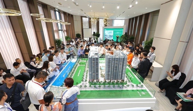 Dù đã có chính sách hỗ trợ, giấc mơ an cư của người trẻ vẫn xa vời.