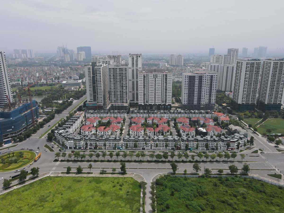 Giá biệt thự và nhà liền kề trong các dự án tại nhiều địa phương ghi nhận xu hướng tăng nhẹ trong quý II/2025