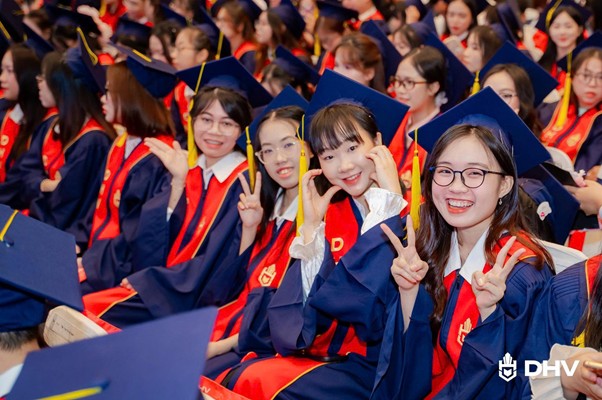 DHV cam kết hoàn học phí cho 4 chương trình đào tạo nếu sinh viên không xin được việc sau khi ra trường: Quản trị Logistics, Quản trị Lữ hành, Kinh tế số, Khởi nghiệp & Phát triển bền vững. Ảnh: Trường Đại học Hùng Vương TP.HCM