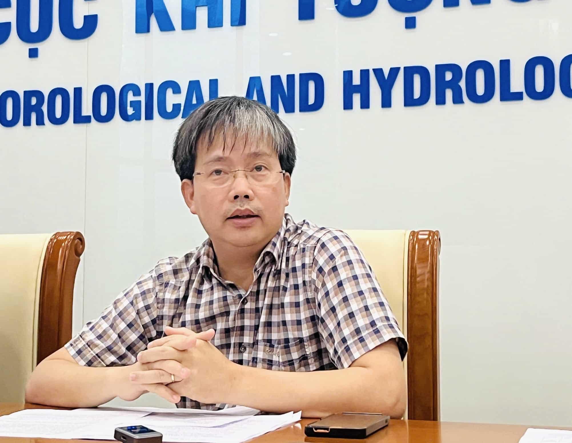 Ông Mai Văn Khiêm - Giám đốc Trung tâm Dự báo Khí tượng Thủy văn Quốc gia cho biết bão số 5 sẽ đổ bộ từ chiều đến chiều tối nay 25.8. Ảnh: An An