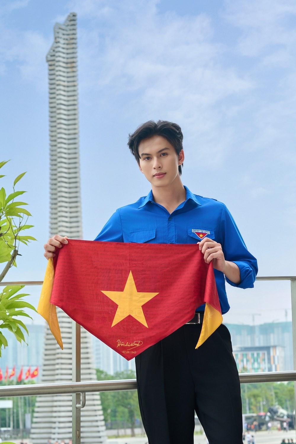 Nam vương Hà Nội 2024 gây thương nhớ với bộ ảnh trước thềm Quốc khánh - ảnh 3