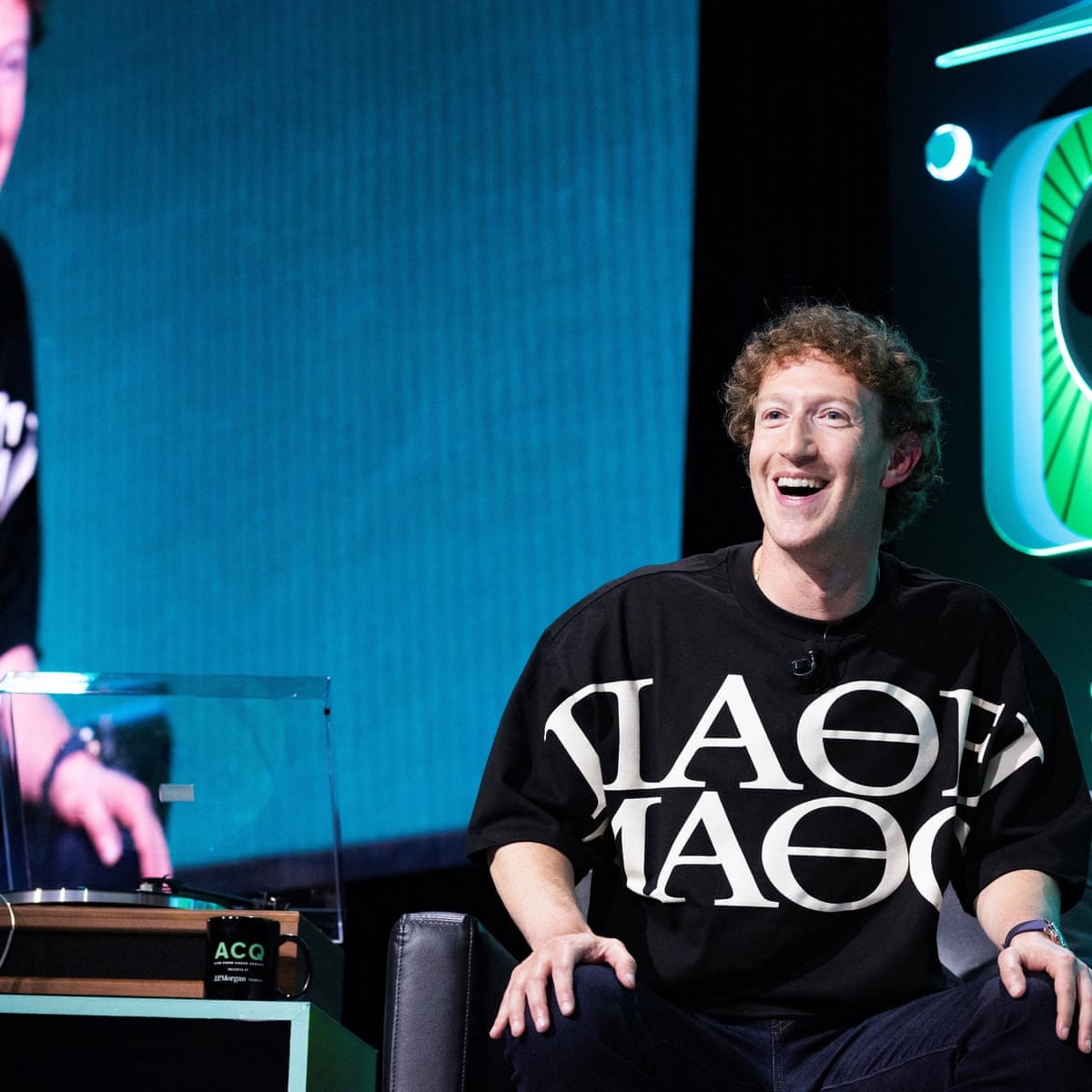 Mark Zuckerberg kiện công ty của Mark Zuckerberg- Ảnh 1. Mark Zuckerberg kiện công ty của Mark Zuckerberg- Ảnh 1.