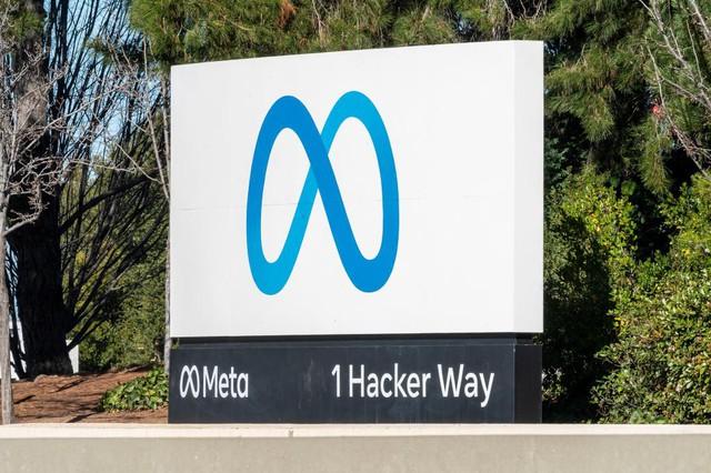 Mark Zuckerberg kiện công ty của Mark Zuckerberg- Ảnh 3. Mark Zuckerberg kiện công ty của Mark Zuckerberg- Ảnh 3.