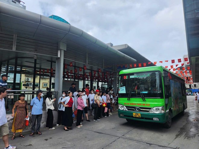 Vận tải công cộng đang ngày càng hút khách