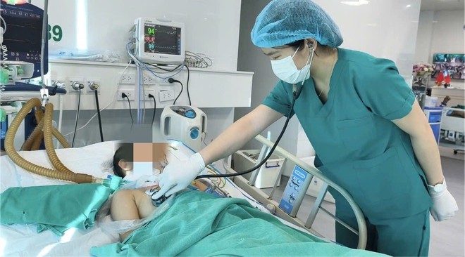 Bé gái nhập viện trong tình trạng nguy kịch do bệnh dại