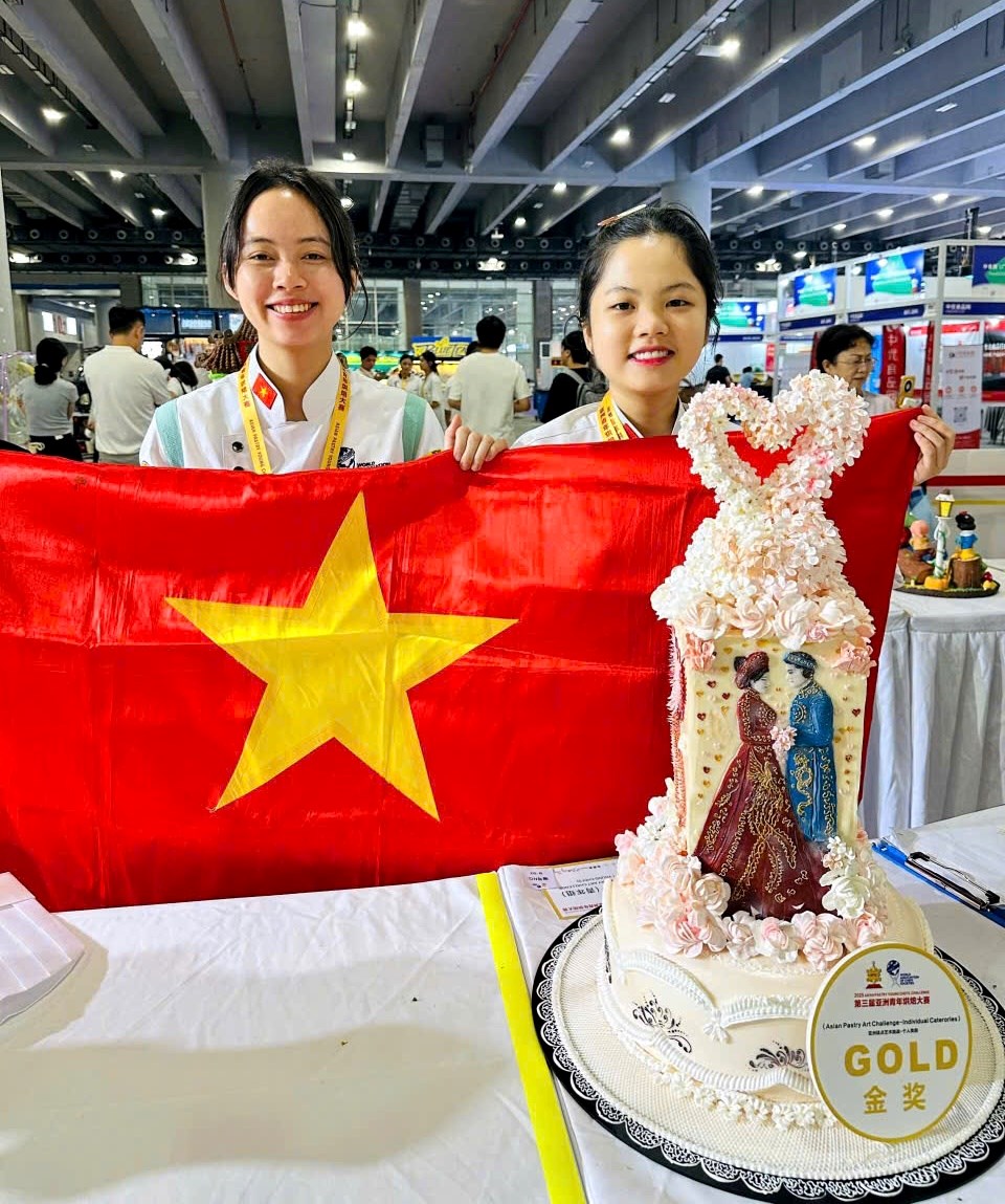 Đội tuyển Đầu bếp Việt Nam tỏa sáng tại Asian Pastry Young Chefs Challenge 2025 - ảnh 2