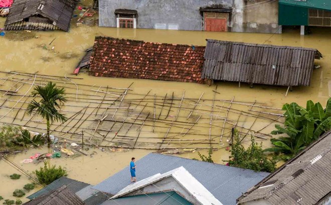 Mực nước trên sông Lô đã gần chạm mốc lũ lịch sử