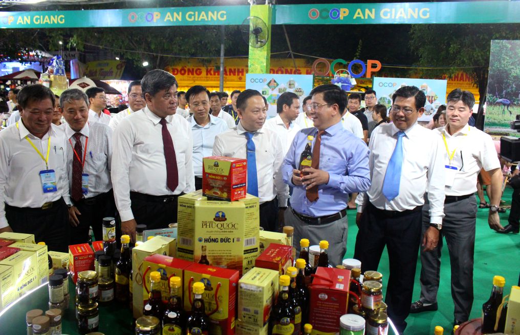 Sản phẩm nước mắm OCOP của tỉnh An Giang. Ảnh: Thanh Mai