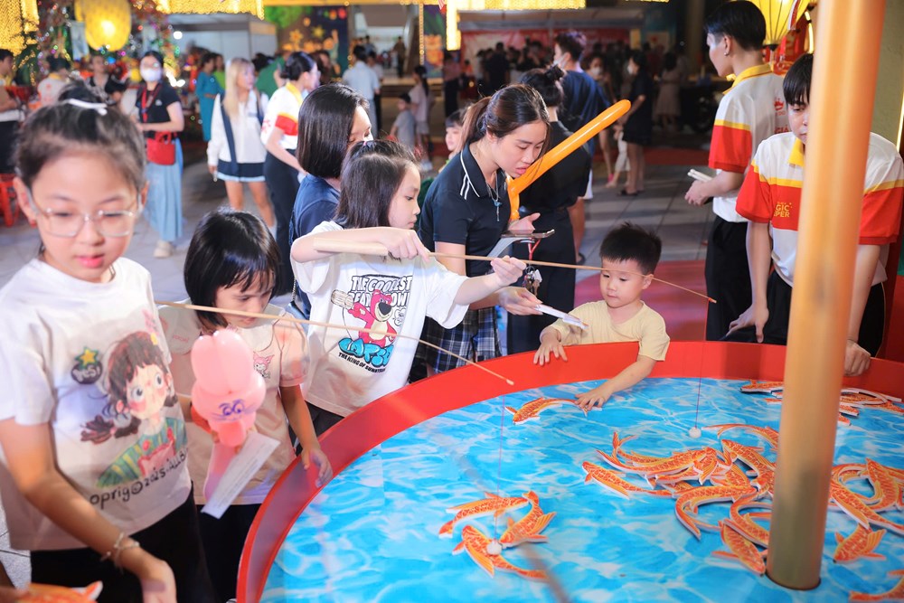 Tưng bừng “Lễ hội Trung thu 2025”, gắn kết truyền thống và sáng tạo - ảnh 4